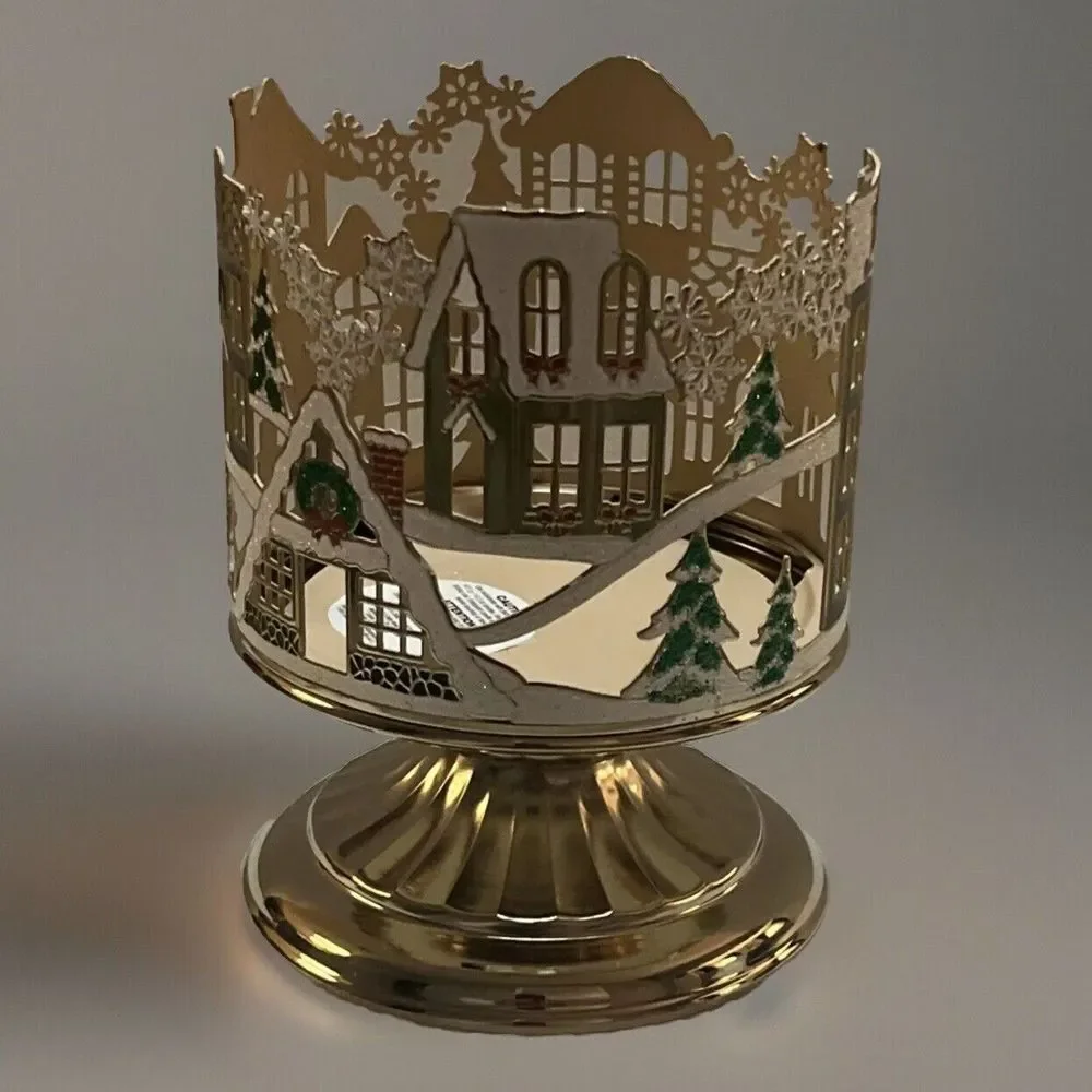 Bath & Body Works Holiday Village Scene 3-Wick‎ Candle Holder Limited Edition